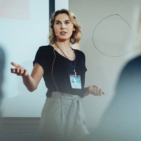 Dynamic pricing maximize event ticket sales