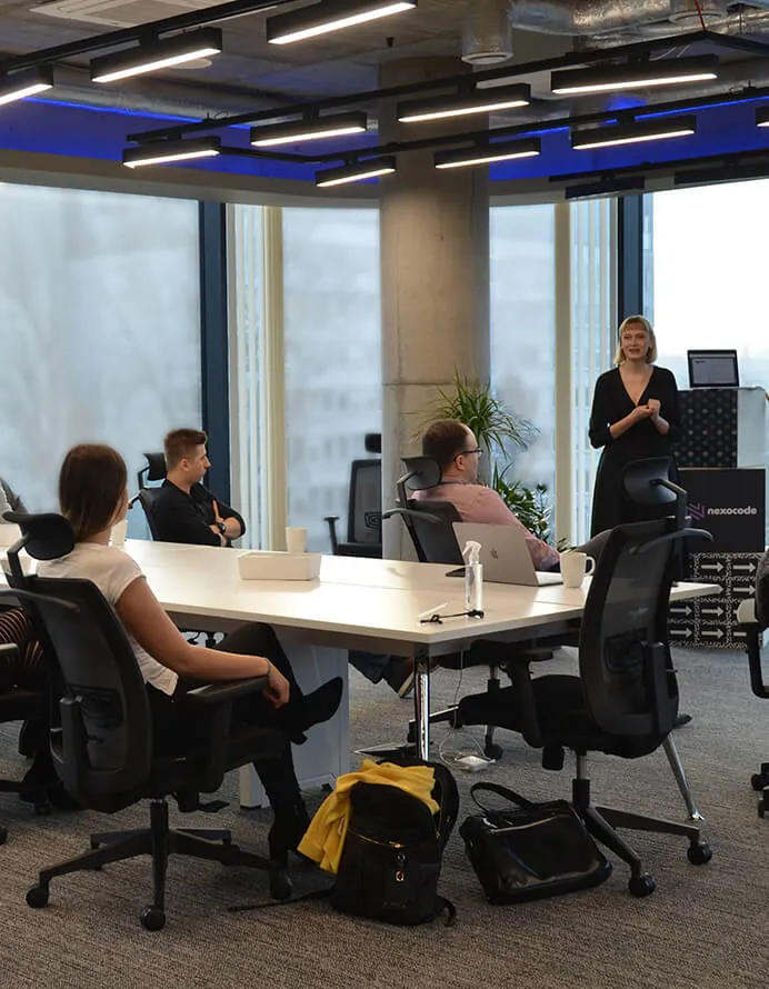 designing artificial intelligence solutions with AI Design Sprints